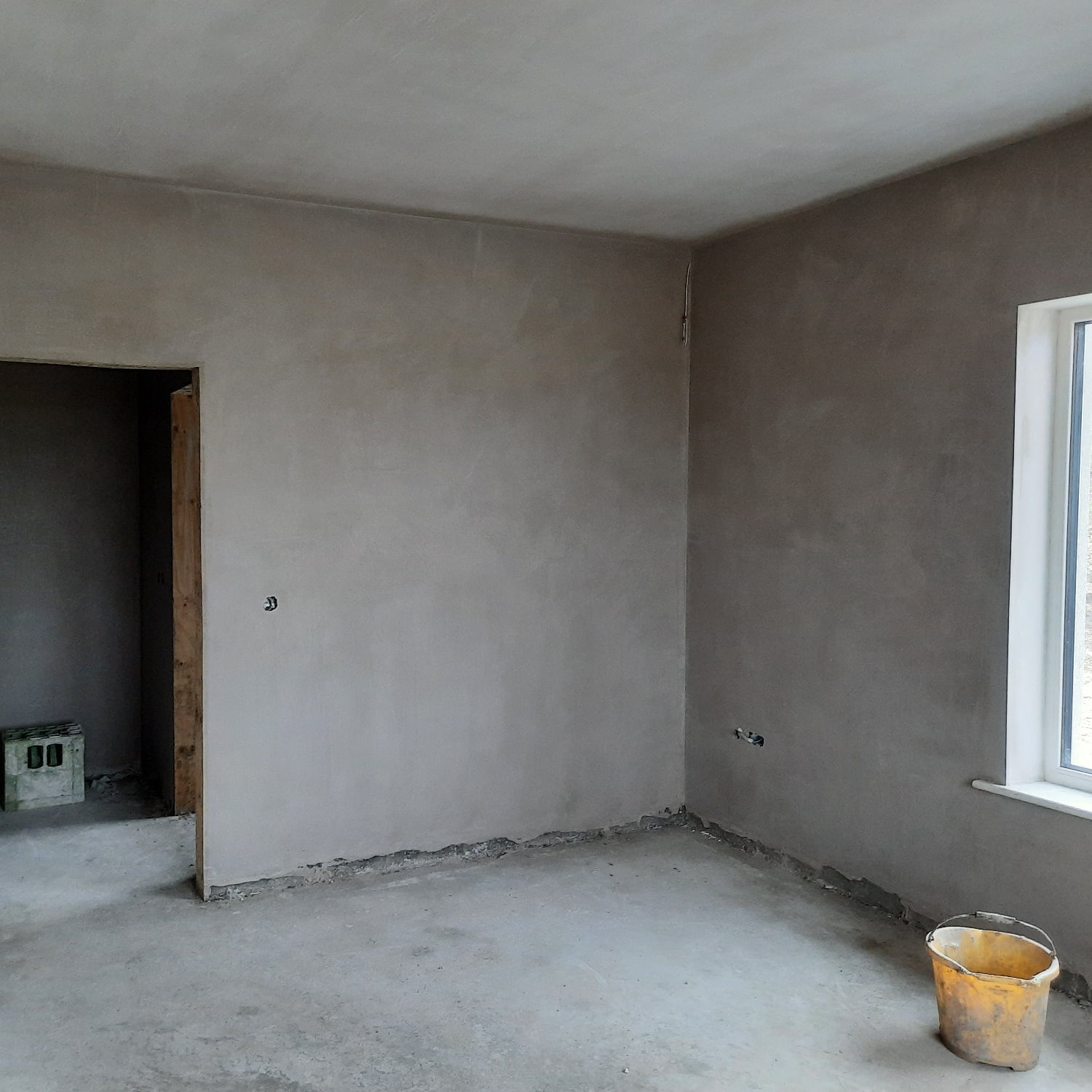 Internal plastering - John Hoyne pic 1